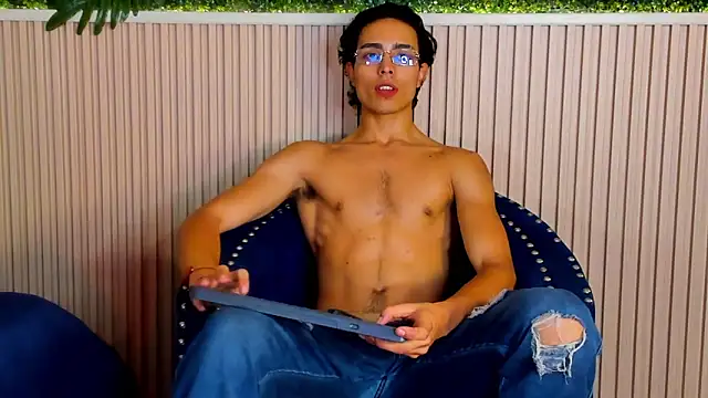 JoshRashfordd online show from 10-06-25, 05:38