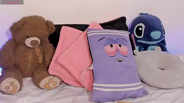 Snapshot of Any_Roussee chatting on 01-04-25, 02:46 Any Roussee online show from 01-04-25, 02:46