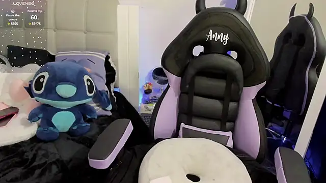 Snapshot of Any_Roussee chatting on 01-16-25, 03:23 Any Roussee online show from 01-16-25, 03:23