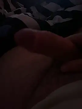 Snapshot of ouiiii27 chatting on 01-07-25, 01:28 ouiiii27 online show from 01-07-25, 01:28