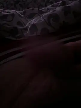 Snapshot of ouiiii27 chatting on 03-22-25, 10:48 ouiiii27 online show from 03-22-25, 10:48