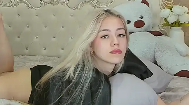 STELLA RICH online show from 01-14-25, 04:25