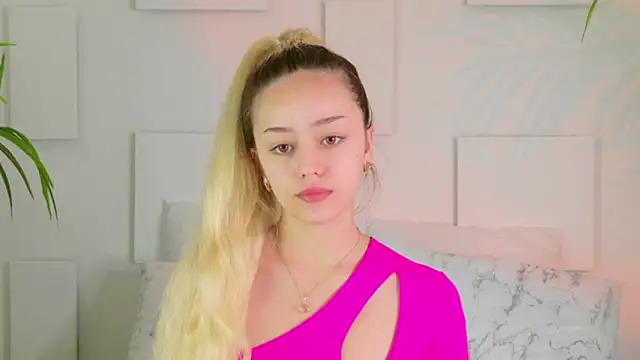 STELLA RICH online show from 09-10-25, 09:04