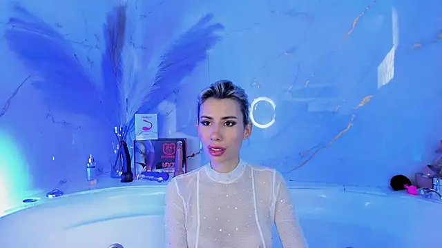 Snapshot of Summer_Rosee chatting on 02-28-25, 08:07 Summer Rosee online show from 02-28-25, 08:07