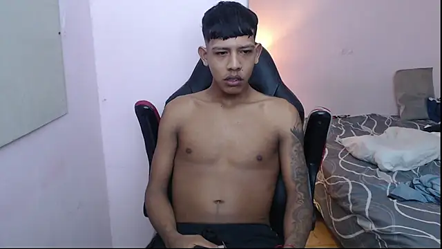 Snapshot of mr_stiven_ chatting on 01-11-25, 05:31 mr stiven online show from 01-11-25, 05:31