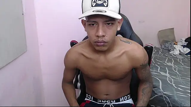 Snapshot of mr_stiven_ chatting on 01-14-25, 03:01 mr stiven online show from 01-14-25, 03:01