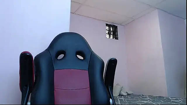Snapshot of mr_stiven_ chatting on 01-26-25, 02:03 mr stiven online show from 01-26-25, 02:03