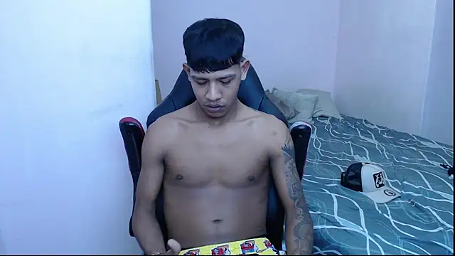 Snapshot of mr_stiven_ chatting on 01-28-25, 06:16 mr stiven online show from 01-28-25, 06:16