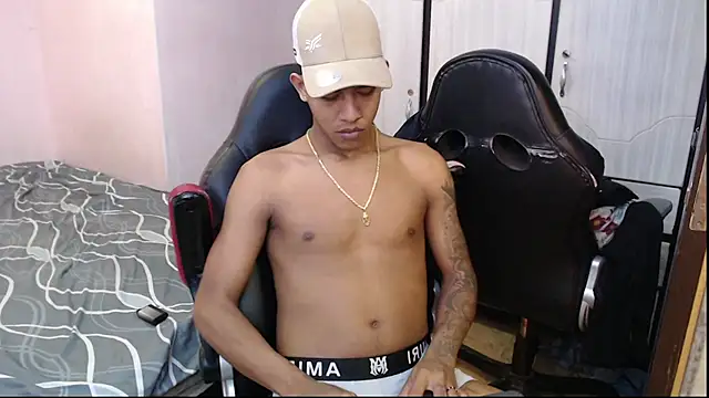 Snapshot of mr_stiven_ chatting on 02-02-25, 09:19 mr stiven online show from 02-02-25, 09:19
