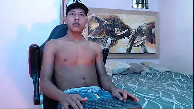 Snapshot of mr_stiven_ chatting on 02-17-25, 02:42 mr stiven online show from 02-17-25, 02:42
