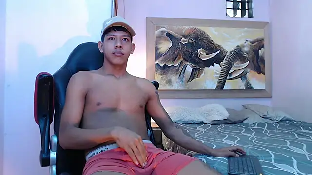 Snapshot of mr_stiven_ chatting on 02-20-25, 05:44 mr stiven online show from 02-20-25, 05:44