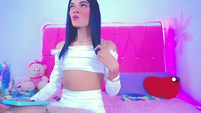 Theylor Rouse online show from 02-22-25, 03:56