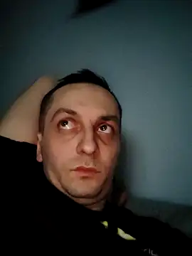 Snapshot of Kondzio chatting on 02-24-26, 11:25 Kondzio online show from 02-24-26, 11:25