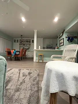 Snapshot of Texascoastedger chatting on 10-27-25, 11:03 Texascoastedger online show from 10-27-25, 11:03