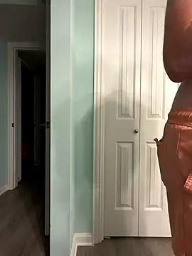 Snapshot of Texascoastedger chatting on 11-09-25, 11:36 Texascoastedger online show from 11-09-25, 11:36