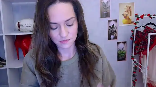 Lina Star S online show from 01-15-26, 06:29