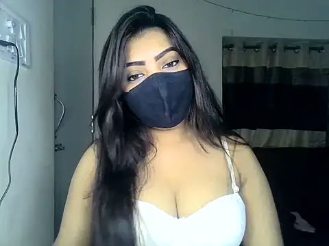 Snapshot of ishi_Beauty chatting on 02-03-26, 06:22 ishi Beauty online show from 02-03-26, 06:22