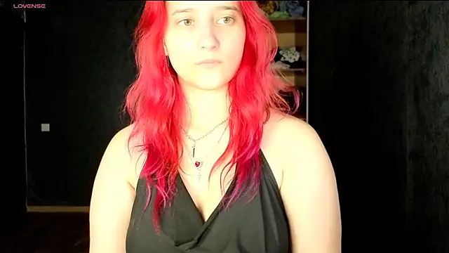 RachelPirce online show from 10-31-25, 07:04