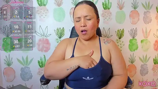 Snapshot of linda_rios_ chatting on 10-30-25, 07:25 linda rios online show from 10-30-25, 07:25