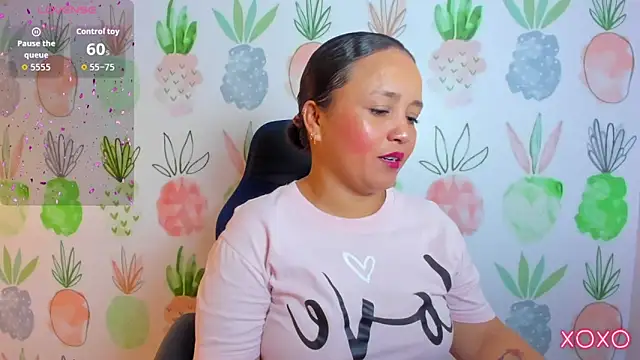 Snapshot of linda_rios_ chatting on 11-07-25, 07:14 linda rios online show from 11-07-25, 07:14