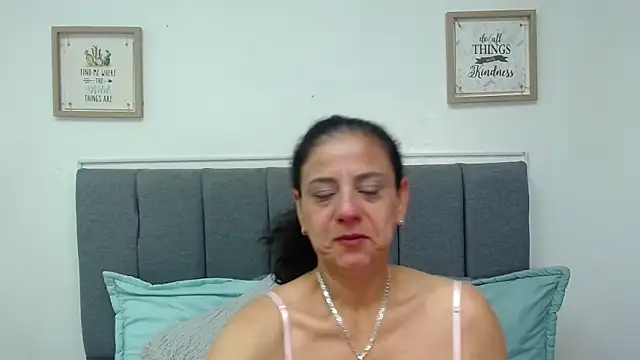 sasi luna online show from 02-07-25, 09:48