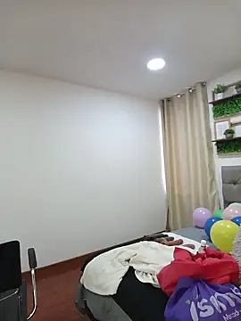 sasi luna online show from 03-20-26, 01:27