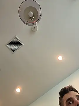 Snapshot of Strokeking4u chatting on 01-10-26, 08:10 Strokeking4u online show from 01-10-26, 08:10