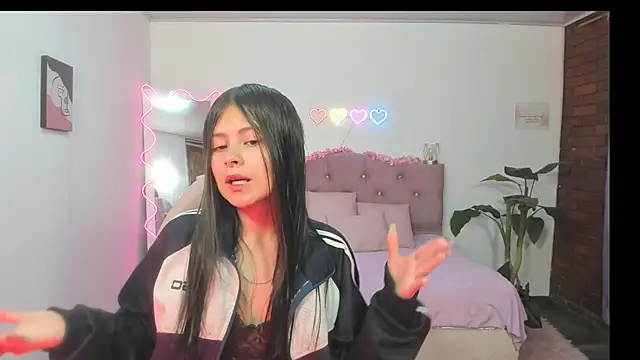 kittystart tay online show from 12-31-24, 11:20