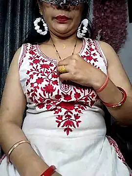 Snapshot of sexy_bhabhi69 chatting on 02-20-25, 08:06 sexy bhabhi69 online show from 02-20-25, 08:06