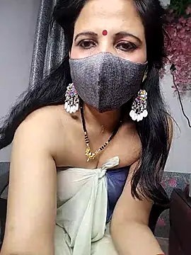 Snapshot of sexy_bhabhi69 chatting on 02-20-25, 08:14 sexy bhabhi69 online show from 02-20-25, 08:14