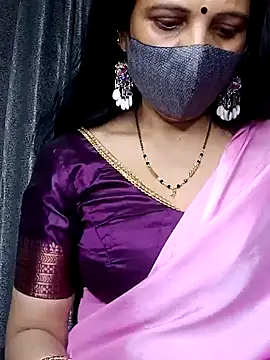 Snapshot of sexy_bhabhi69 chatting on 02-26-25, 04:45 sexy bhabhi69 online show from 02-26-25, 04:45