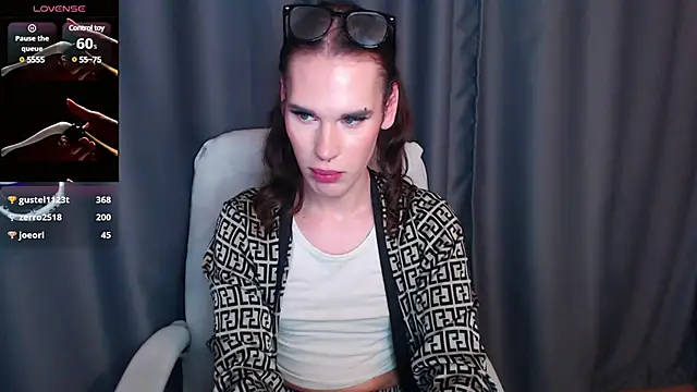 Snapshot of Cassie_Bae chatting on 01-25-25, 10:18 Cassie Bae online show from 01-25-25, 10:18