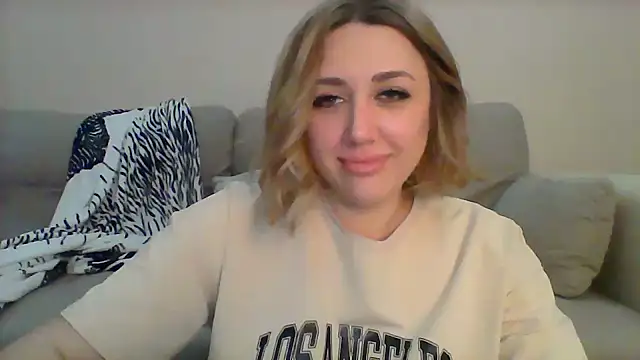 VickyLove047 online show from 01-02-25, 07:33