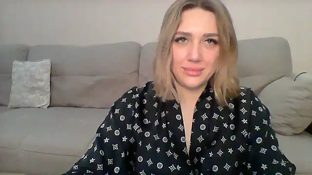 VickyLove047 online show from 01-12-25, 09:30