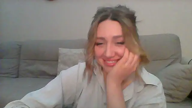 VickyLove047 online show from 02-03-25, 08:24