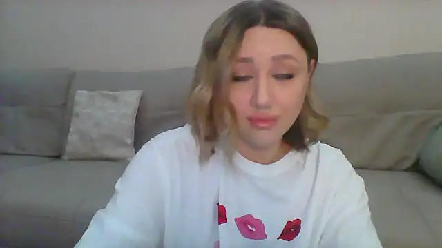 VickyLove047 online show from 03-23-25, 06:47