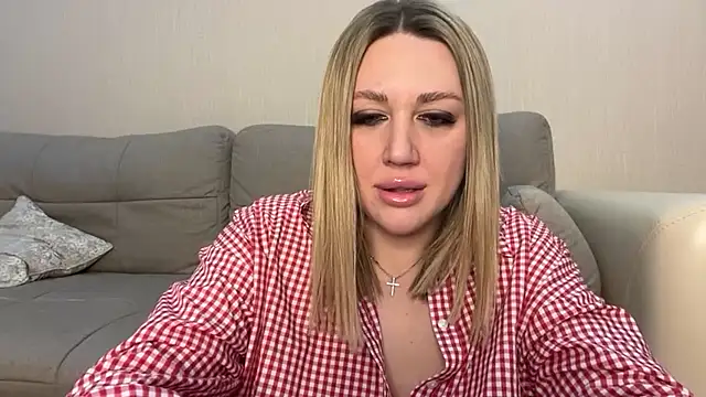 VickyLove047 online show from 09-29-25, 05:29