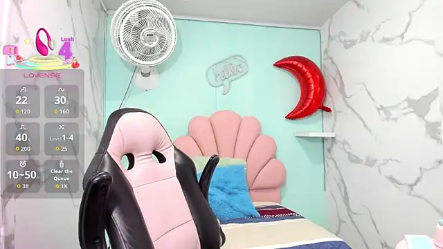 Snapshot of karime_sexygirl chatting on 10-28-25, 11:25 karime sexygirl online show from 10-28-25, 11:25