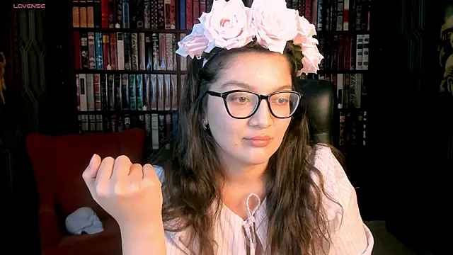 ZarifaBev online show from 10-31-25, 10:22