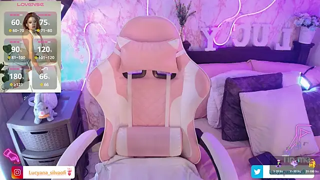 LucyanaSilva online show from 11-20-25, 01:00