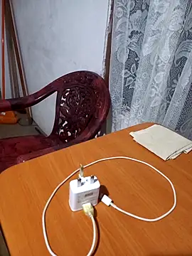 Snapshot of shenLytle chatting on 09-16-25, 07:37 shenLytle online show from 09-16-25, 07:37