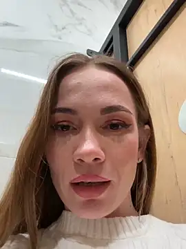 JulliaVegas online show from 12-19-24, 06:34