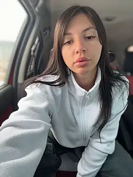 JulliaVegas online show from 04-16-26, 02:12