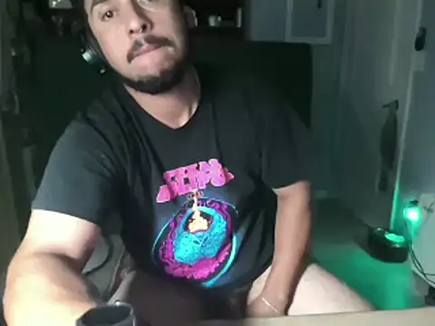 Bigsakzak online show from 10-19-25, 02:45