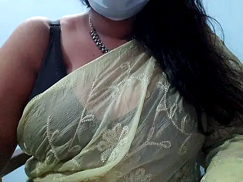 Snapshot of Tamilsathya2024 chatting on 01-05-25, 01:15 Tamilsathya2024 online show from 01-05-25, 01:15