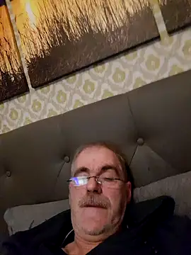 Snapshot of farock chatting on 01-01-25, 02:31 farock online show from 01-01-25, 02:31