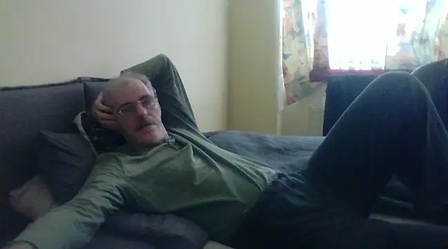 Snapshot of farock chatting on 02-02-25, 08:46 farock online show from 02-02-25, 08:46