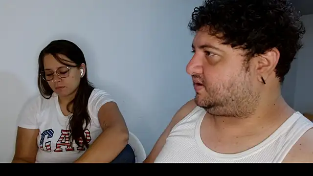 Paloma Desire online show from 11-04-25, 01:10