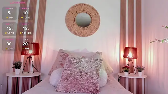 Snapshot of bella_arias chatting on 10-22-25, 07:57 bella arias online show from 10-22-25, 07:57