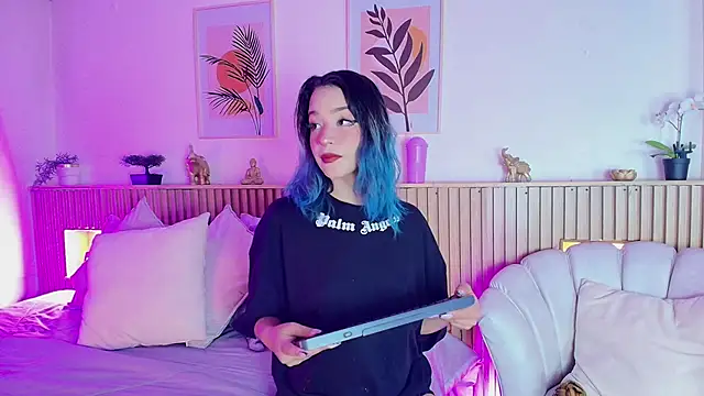 EmmaJhonnsson online show from 02-14-25, 08:37